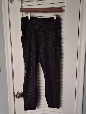 Black High-Waist Leopard-Print Leggings